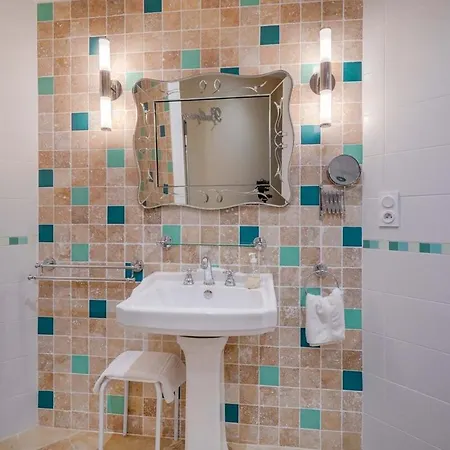 Holiday home Charming With A Pool Blasimon